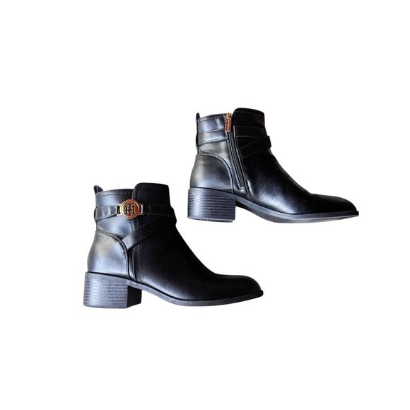 Tommy Hilfiger Womens Black Ankle Boots Faux Leather Sz 7.5M Gold Logo Imiera - Picture 9 of 11